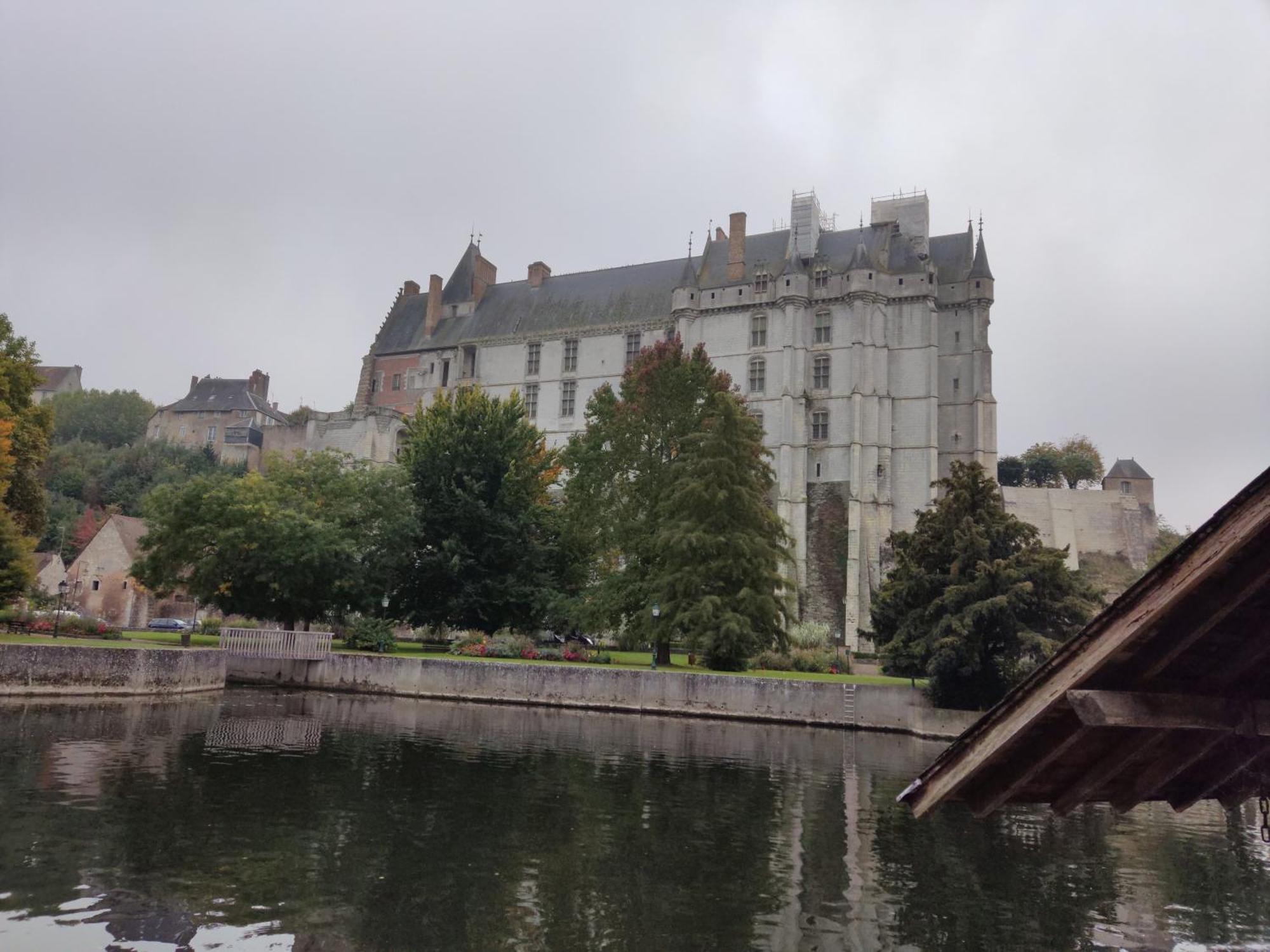 Halte Douillette Au Coeur De La Ville Chateaudun Bagian luar foto