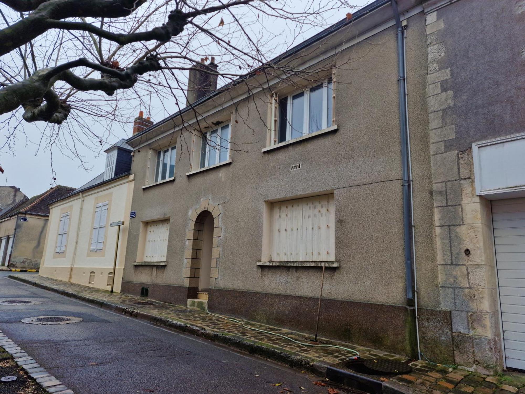 Halte Douillette Au Coeur De La Ville Chateaudun Bagian luar foto
